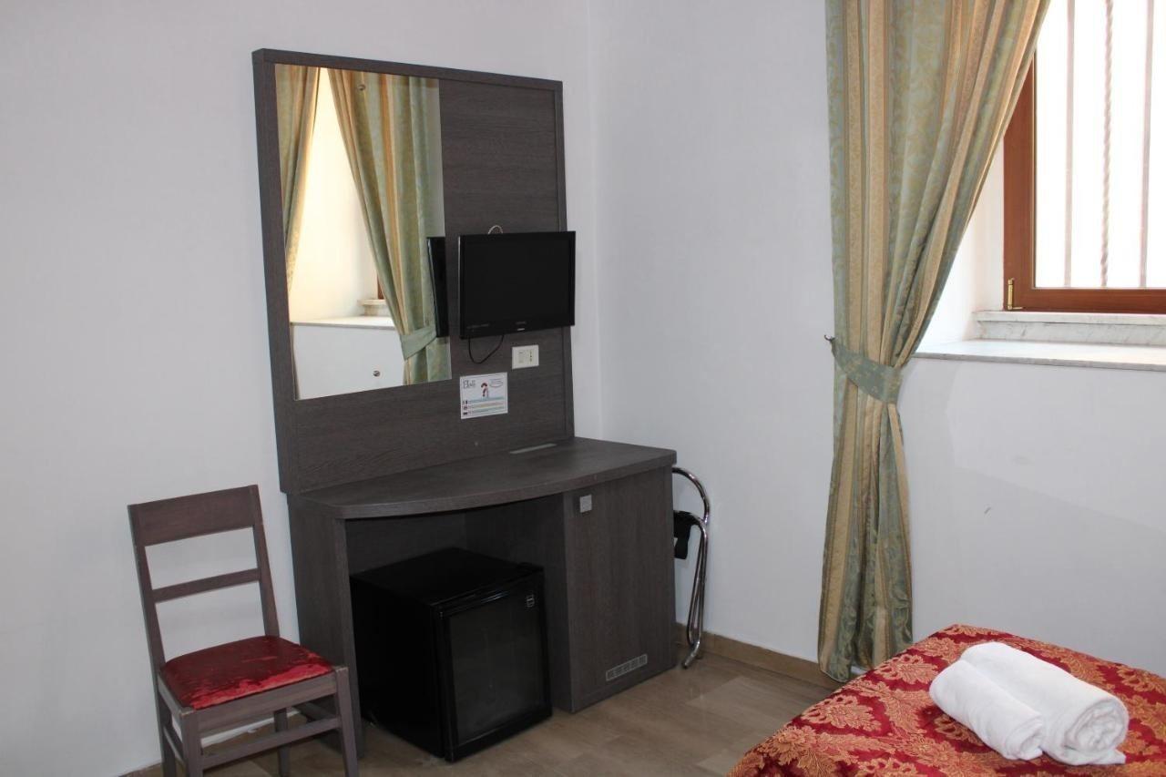 Hotel Center 2 โรม ภายนอก รูปภาพ